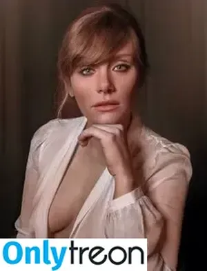 Bryce Dallas Howard / brycedhoward nude photo #0829