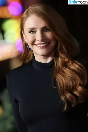 Bryce Dallas Howard / brycedhoward nude photo #0878