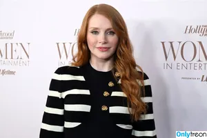 Bryce Dallas Howard / brycedhoward nude photo #0892