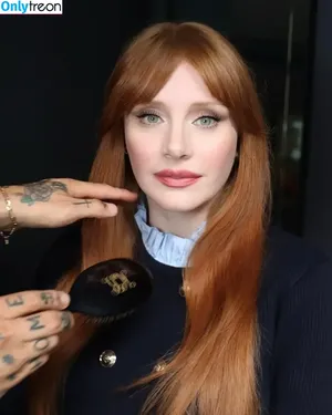 Bryce Dallas Howard / brycedhoward nude photo #0998