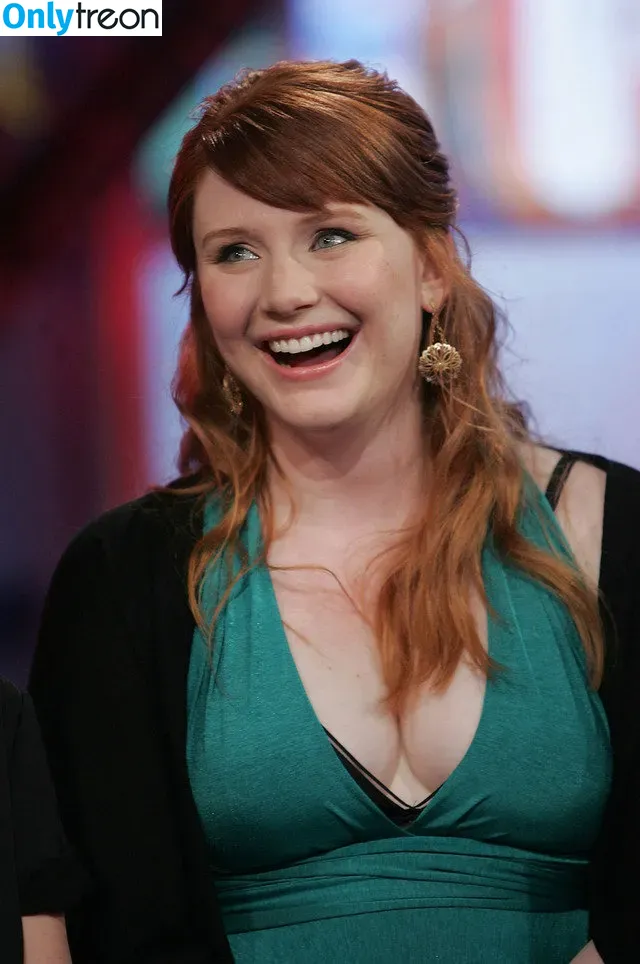 Bryce Dallas Howard nude photo #0020 (brycedhoward)