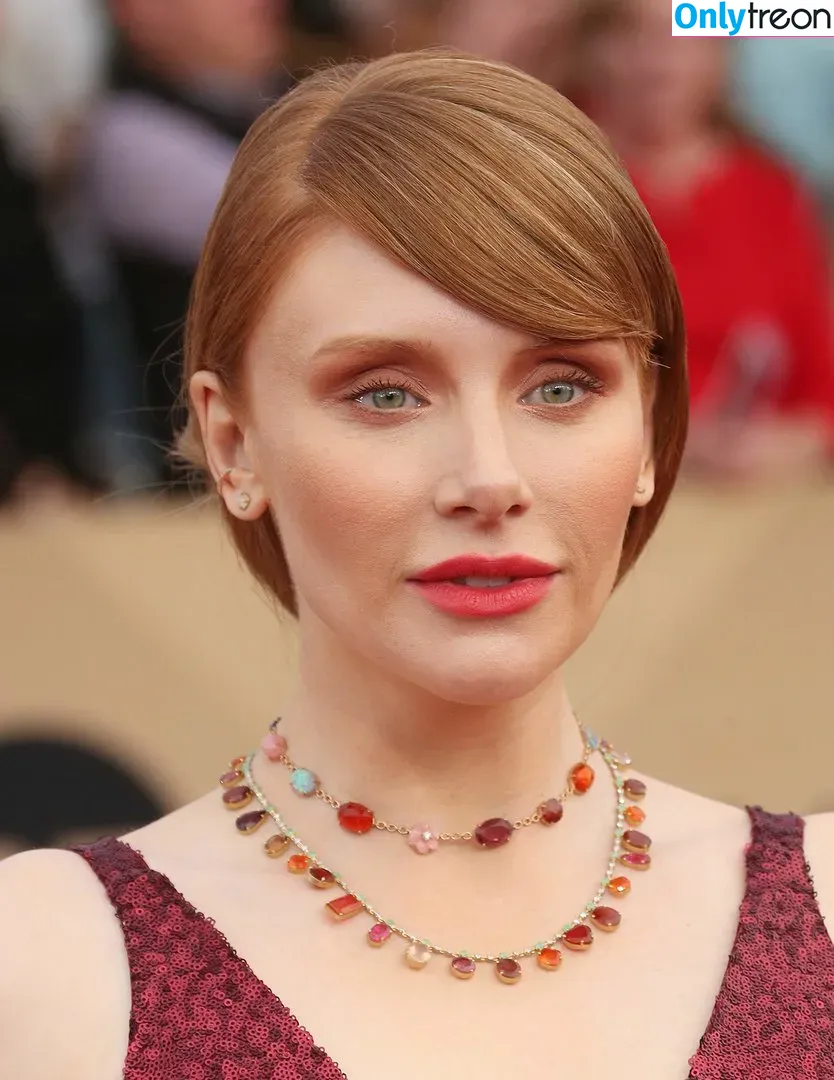 Bryce Dallas Howard nude photo #0072 (brycedhoward)