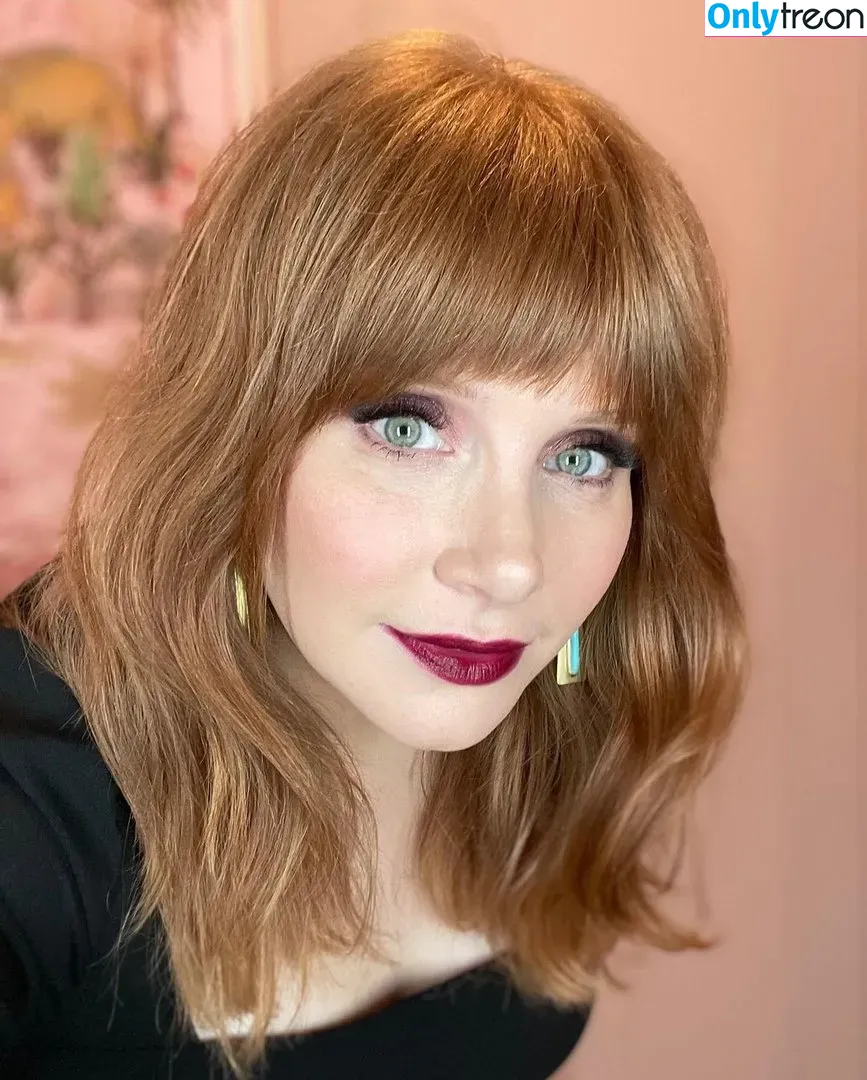 Bryce Dallas Howard nude photo #0074 (brycedhoward)