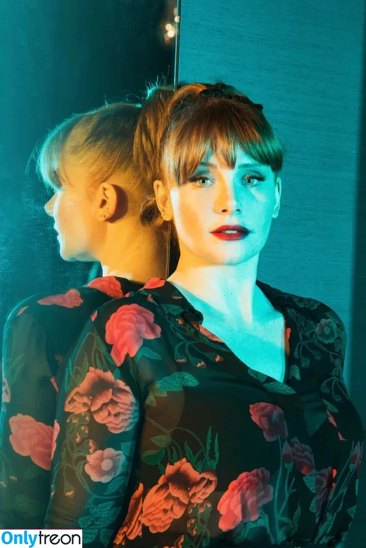 Bryce Dallas Howard nude photo #0085 (brycedhoward)