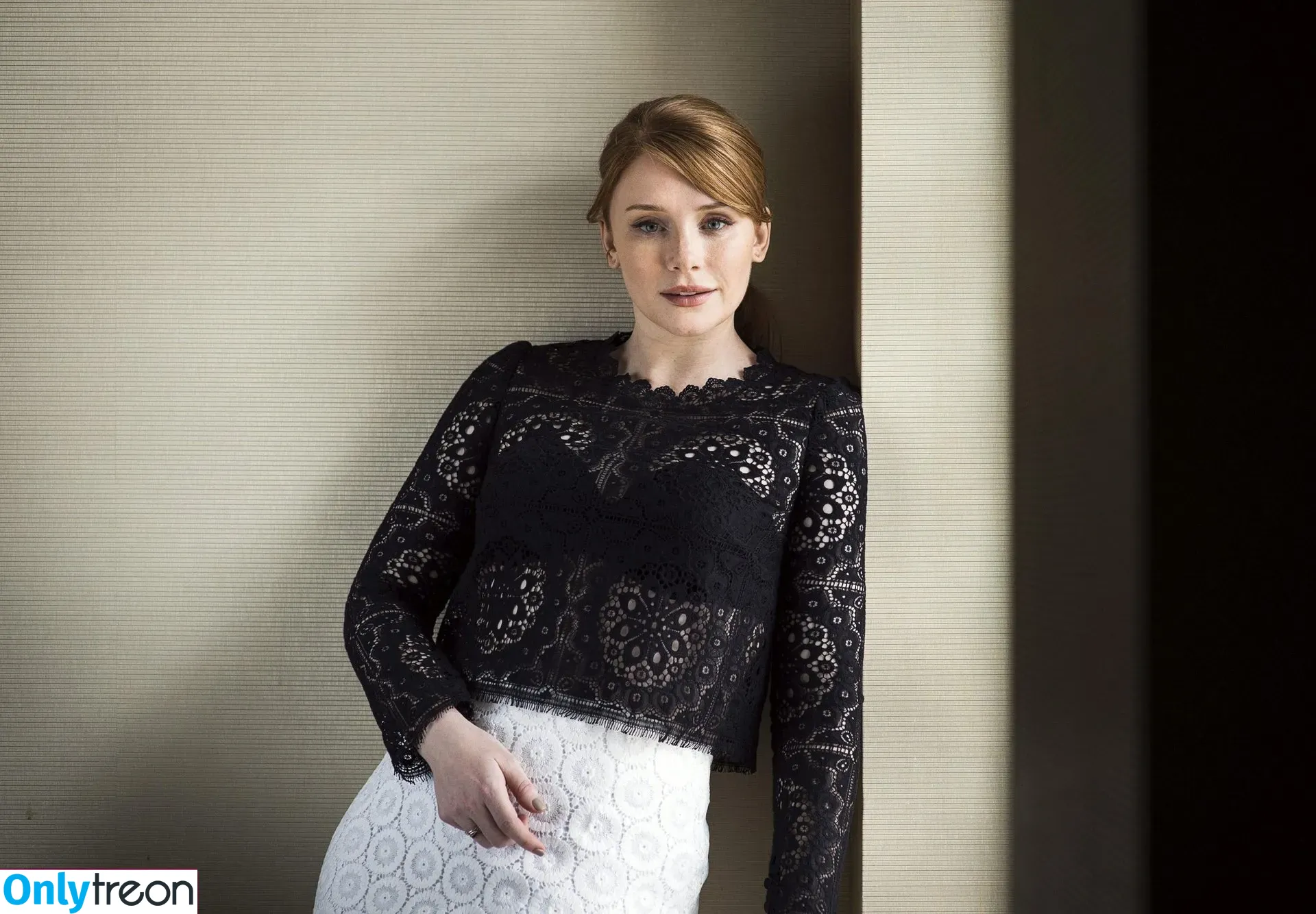 Bryce Dallas Howard nude photo #0087 (brycedhoward)
