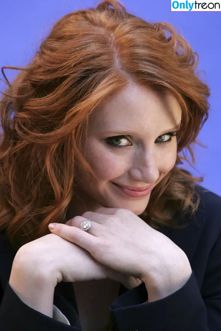 Bryce Dallas Howard nude photo #0095 (brycedhoward)