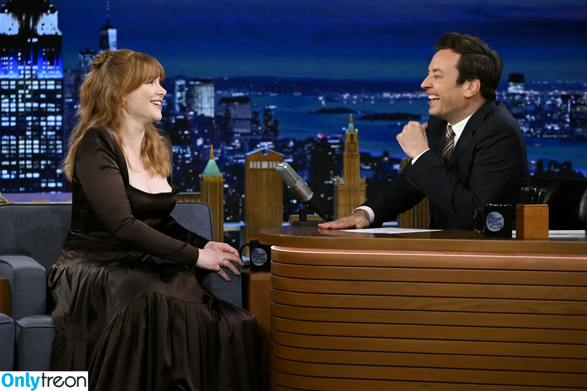 Bryce Dallas Howard nude photo #0136 (brycedhoward)