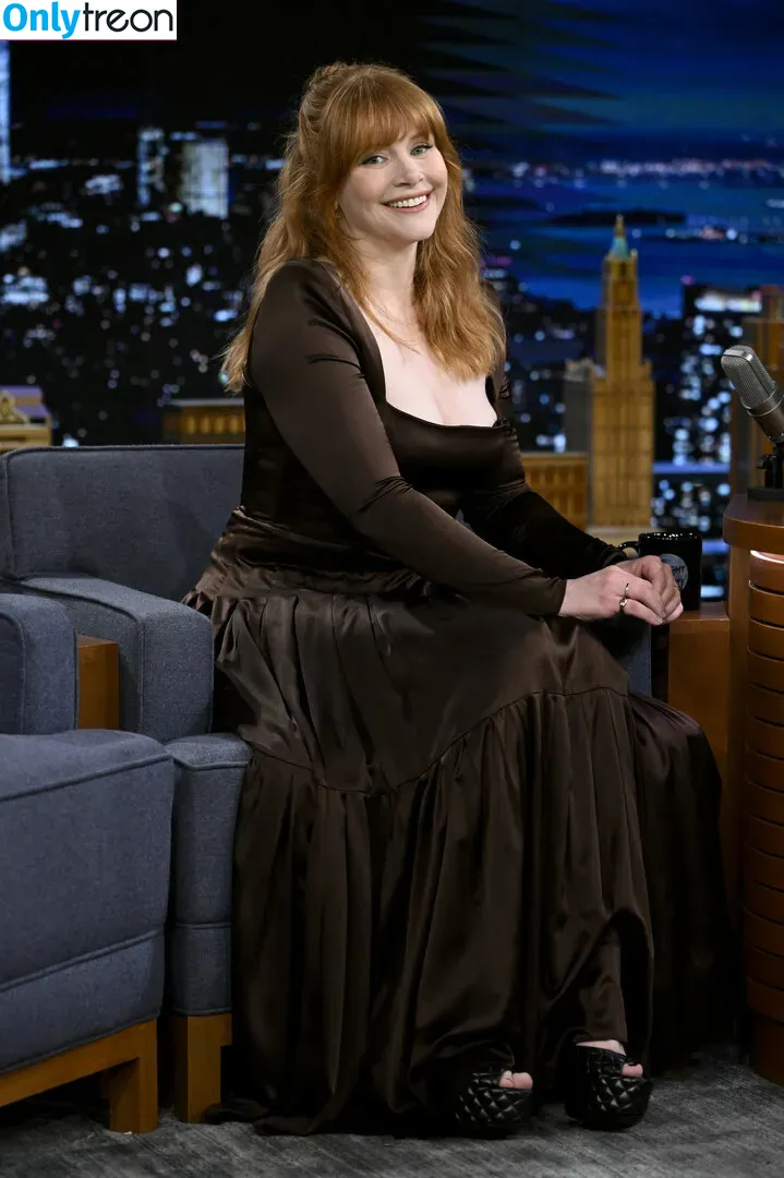 Bryce Dallas Howard nude photo #0139 (brycedhoward)