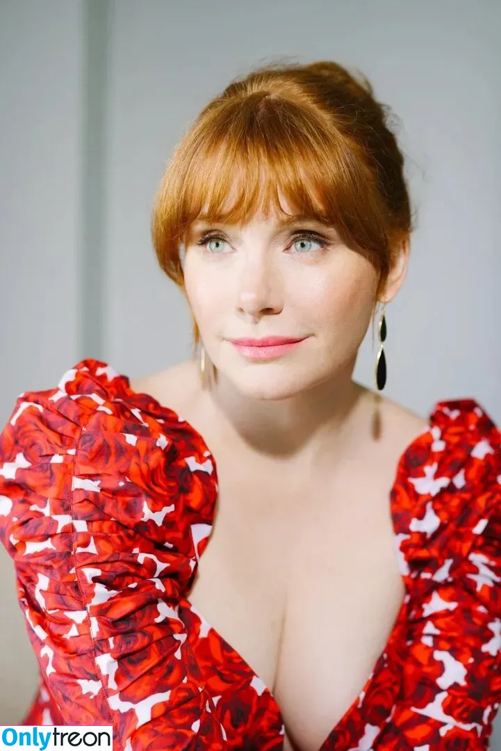 Bryce Dallas Howard nude photo #0145 (brycedhoward)