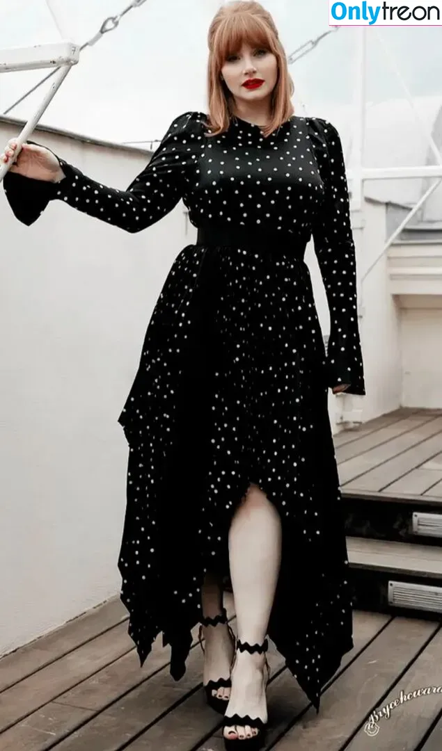Bryce Dallas Howard nude photo #0153 (brycedhoward)