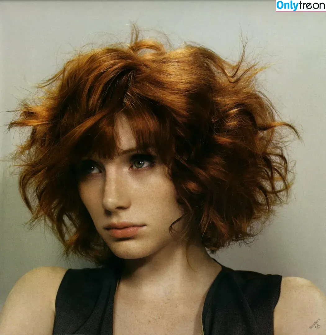 Bryce Dallas Howard nude photo #0159 (brycedhoward)
