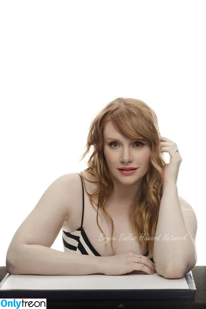 Bryce Dallas Howard nude photo #0163 (brycedhoward)