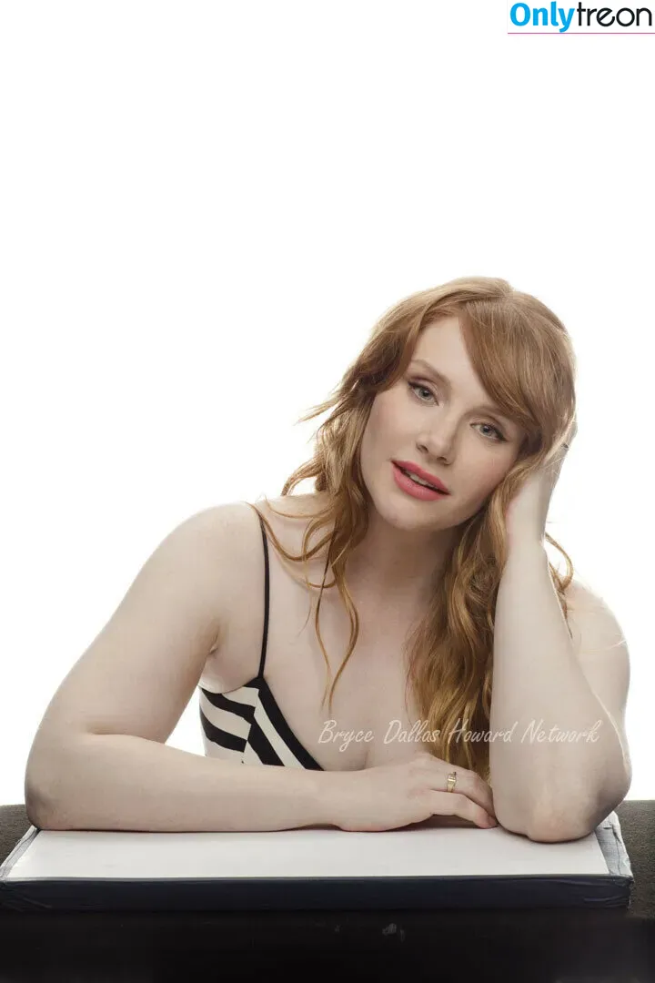 Bryce Dallas Howard nude photo #0176 (brycedhoward)