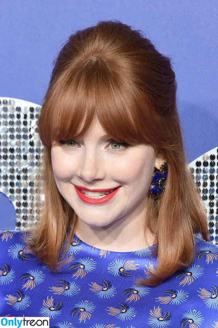 Bryce Dallas Howard nude photo #0179 (brycedhoward)