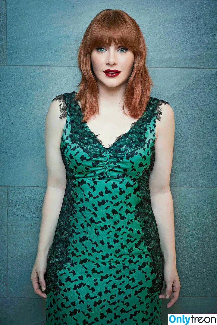 Bryce Dallas Howard nude photo #0194 (brycedhoward)