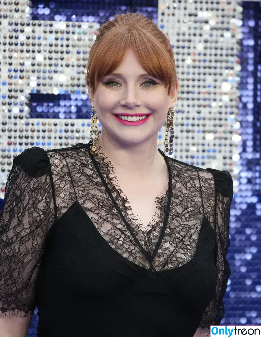 Bryce Dallas Howard nude photo #0236 (brycedhoward)