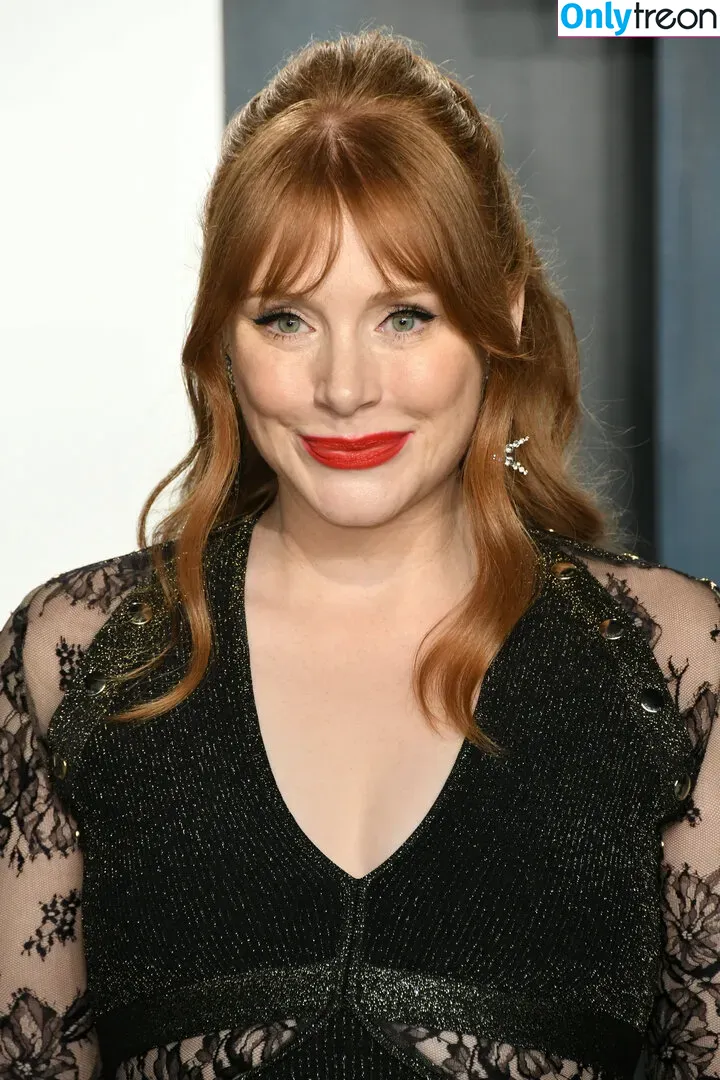 Bryce Dallas Howard nude photo #0272 (brycedhoward)