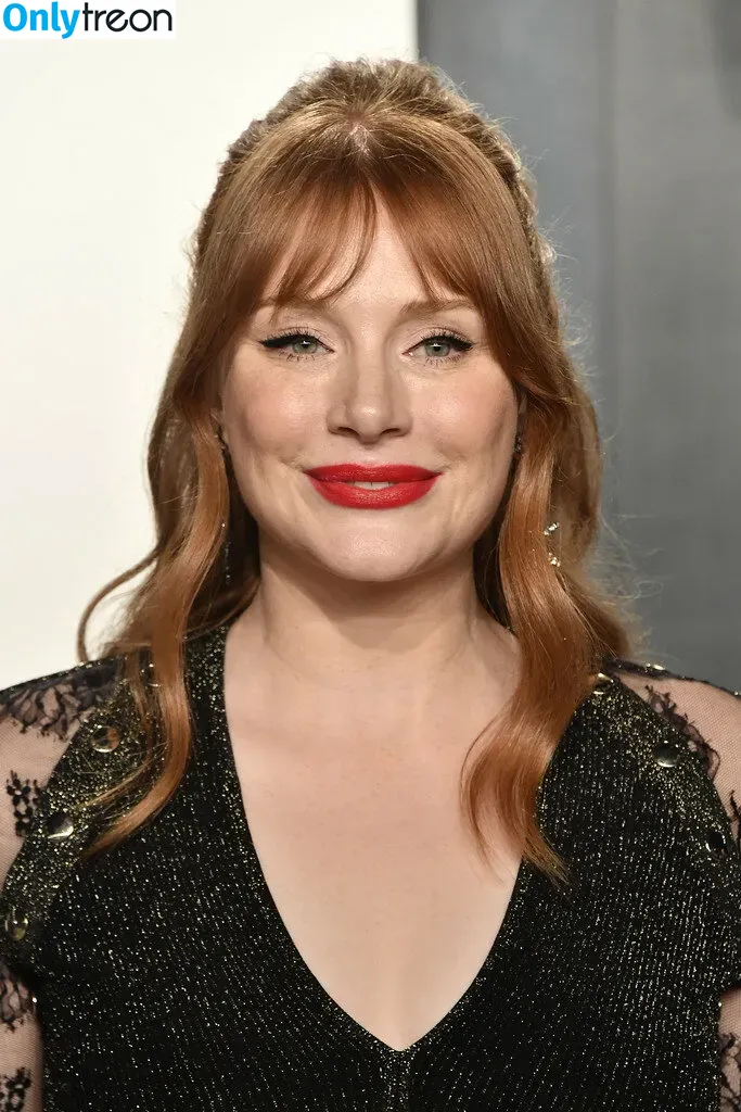 Bryce Dallas Howard nude photo #0280 (brycedhoward)