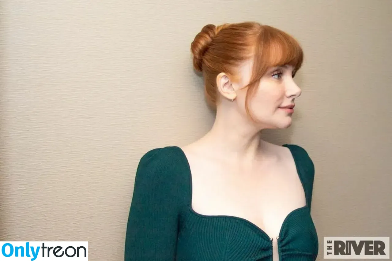 Bryce Dallas Howard nude photo #0296 (brycedhoward)