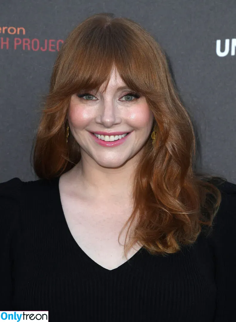 Bryce Dallas Howard nude photo #0317 (brycedhoward)