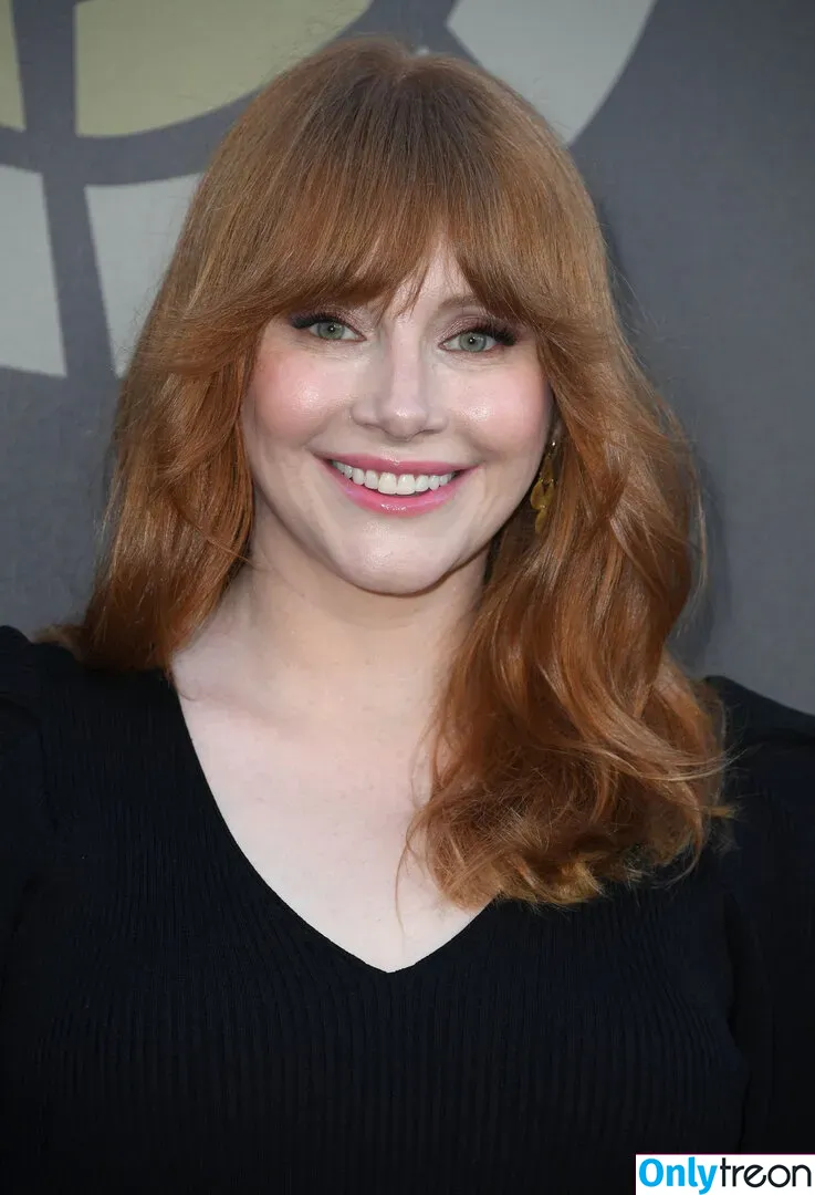 Bryce Dallas Howard nude photo #0326 (brycedhoward)
