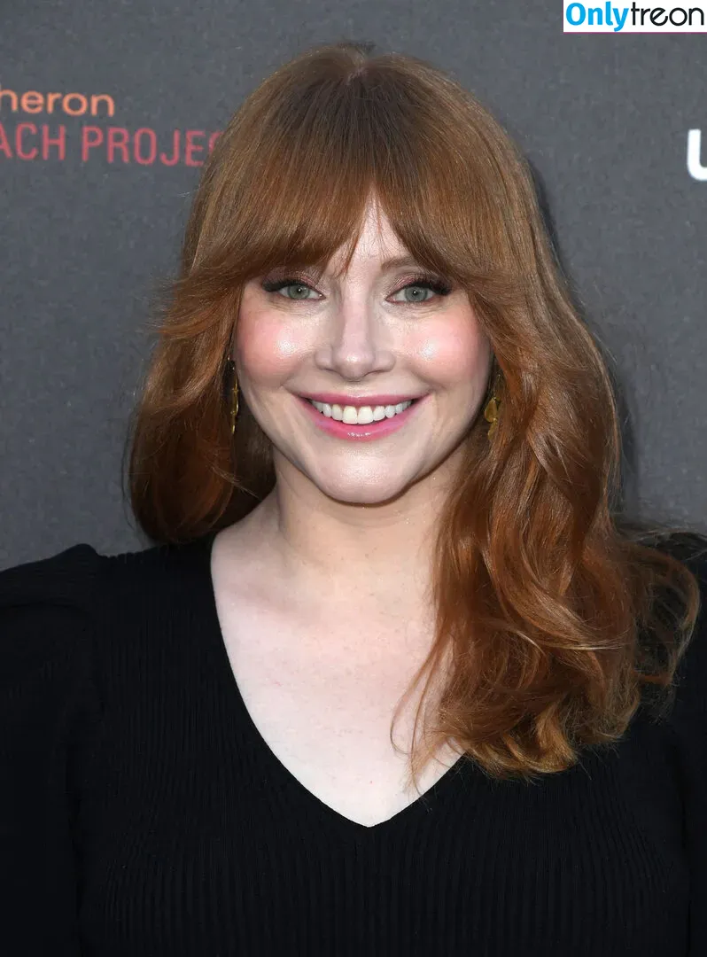 Bryce Dallas Howard nude photo #0332 (brycedhoward)