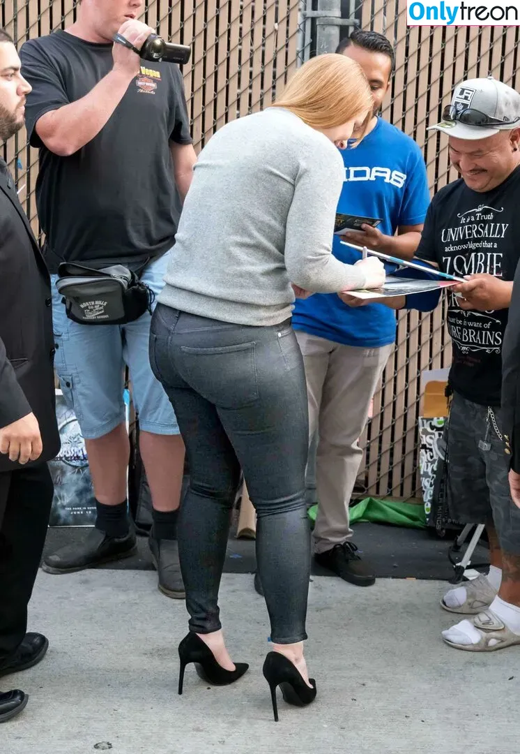 Bryce Dallas Howard nude photo #0349 (brycedhoward)