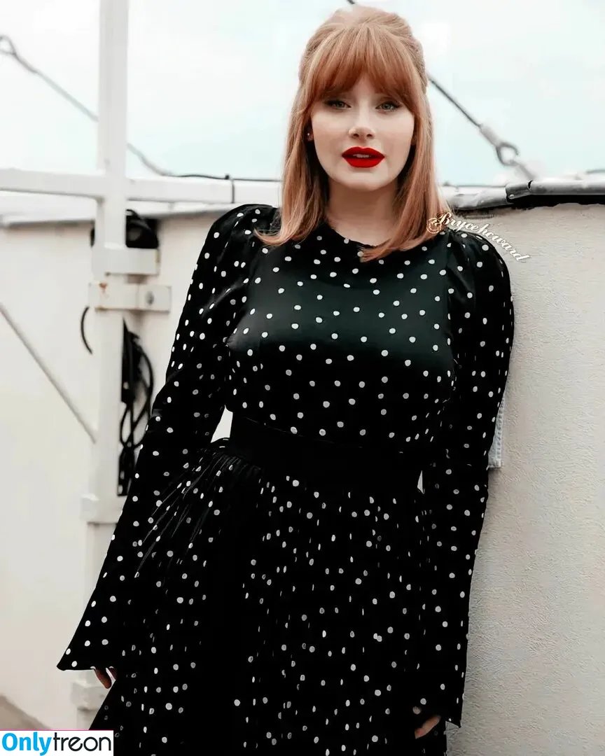 Bryce Dallas Howard nude photo #0377 (brycedhoward)