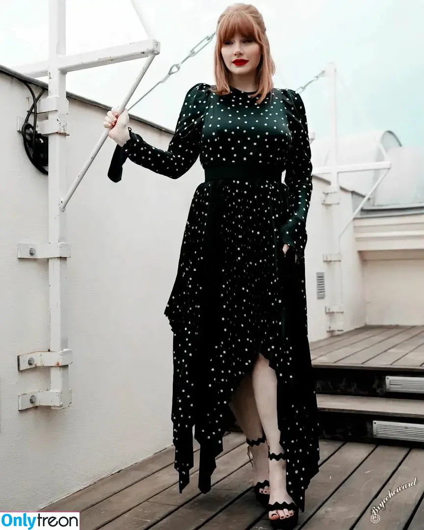 Bryce Dallas Howard nude photo #0383 (brycedhoward)