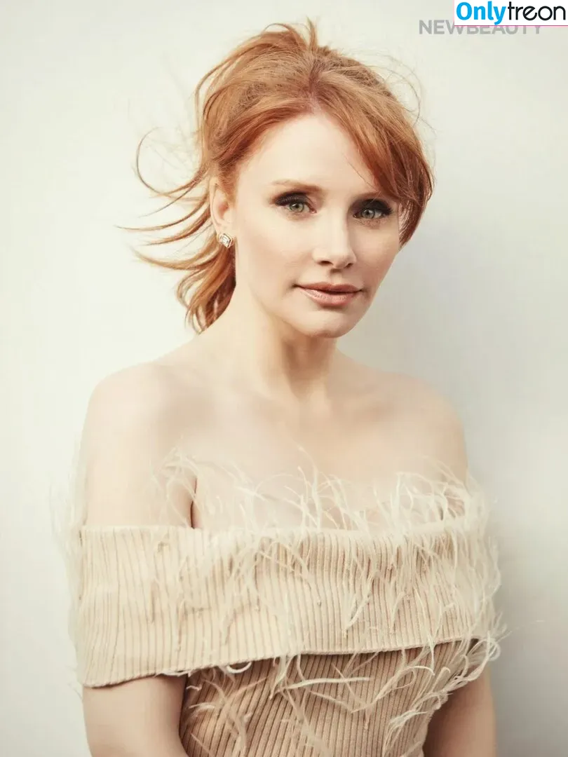Bryce Dallas Howard nude photo #0424 (brycedhoward)