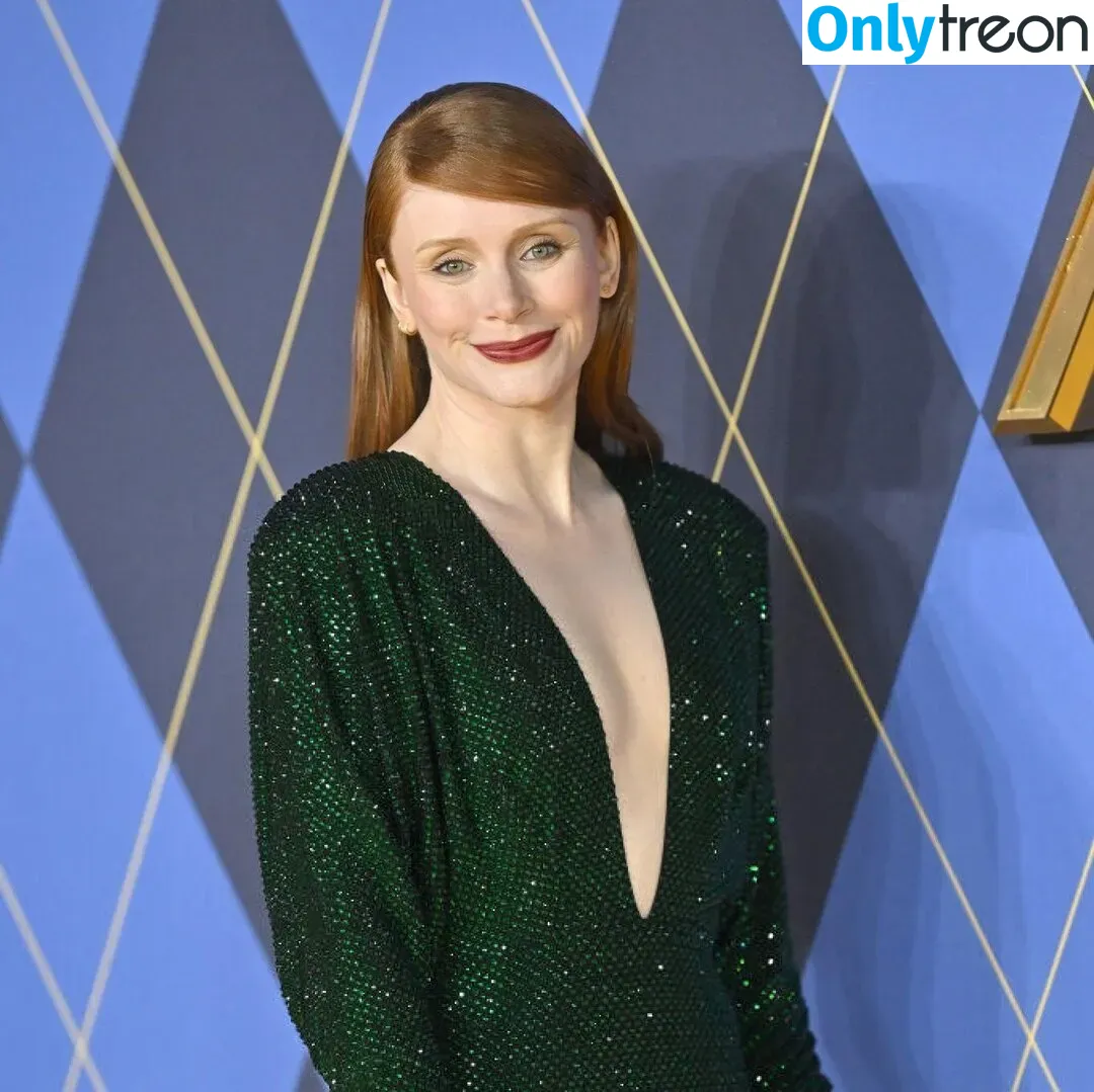Bryce Dallas Howard nude photo #0464 (brycedhoward)