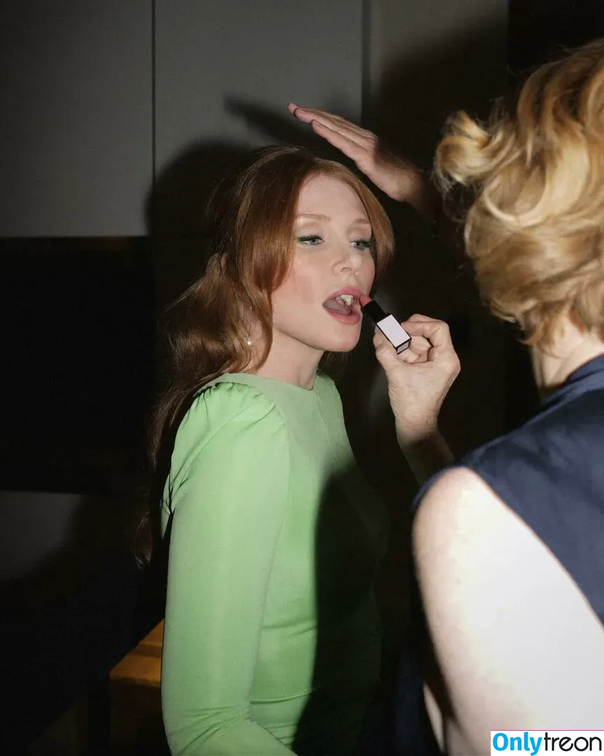 Bryce Dallas Howard nude photo #0515 (brycedhoward)