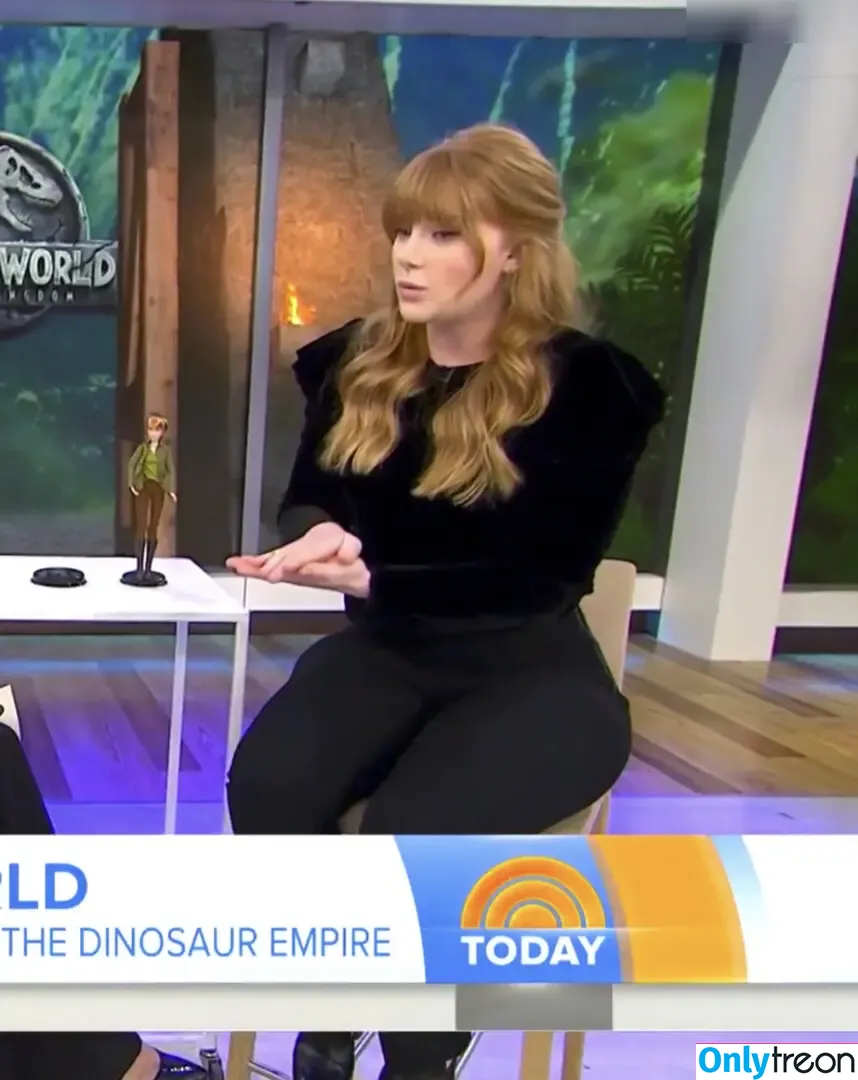 Bryce Dallas Howard nude photo #0597 (brycedhoward)