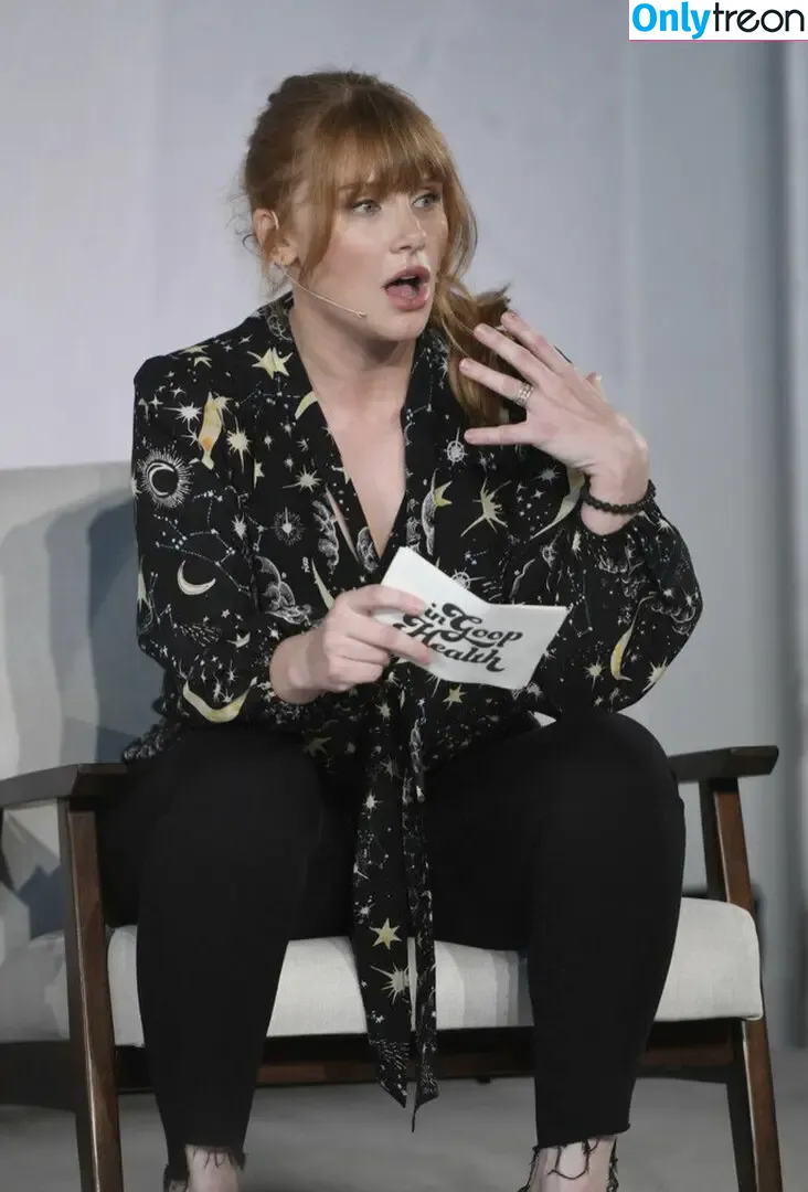 Bryce Dallas Howard nude photo #0642 (brycedhoward)