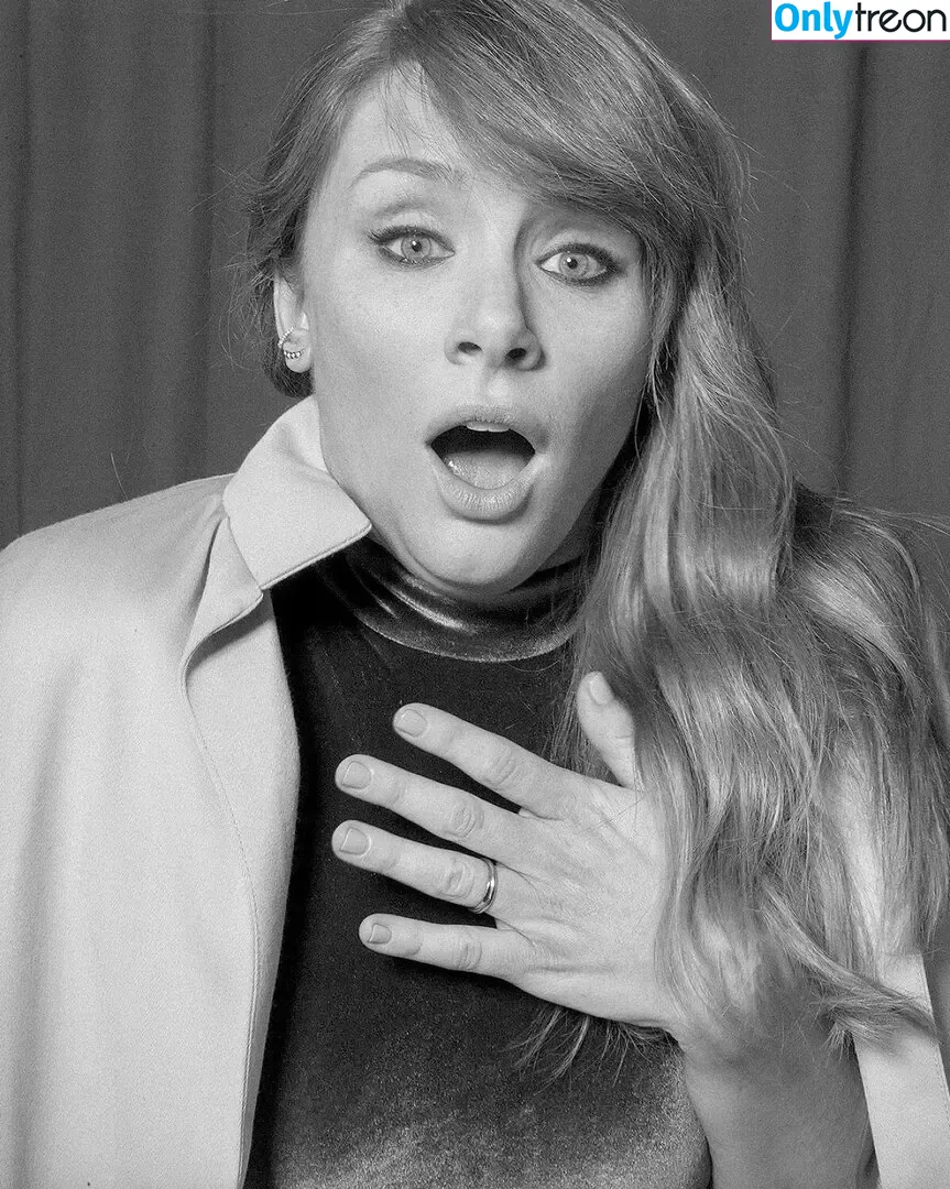 Bryce Dallas Howard nude photo #0669 (brycedhoward)