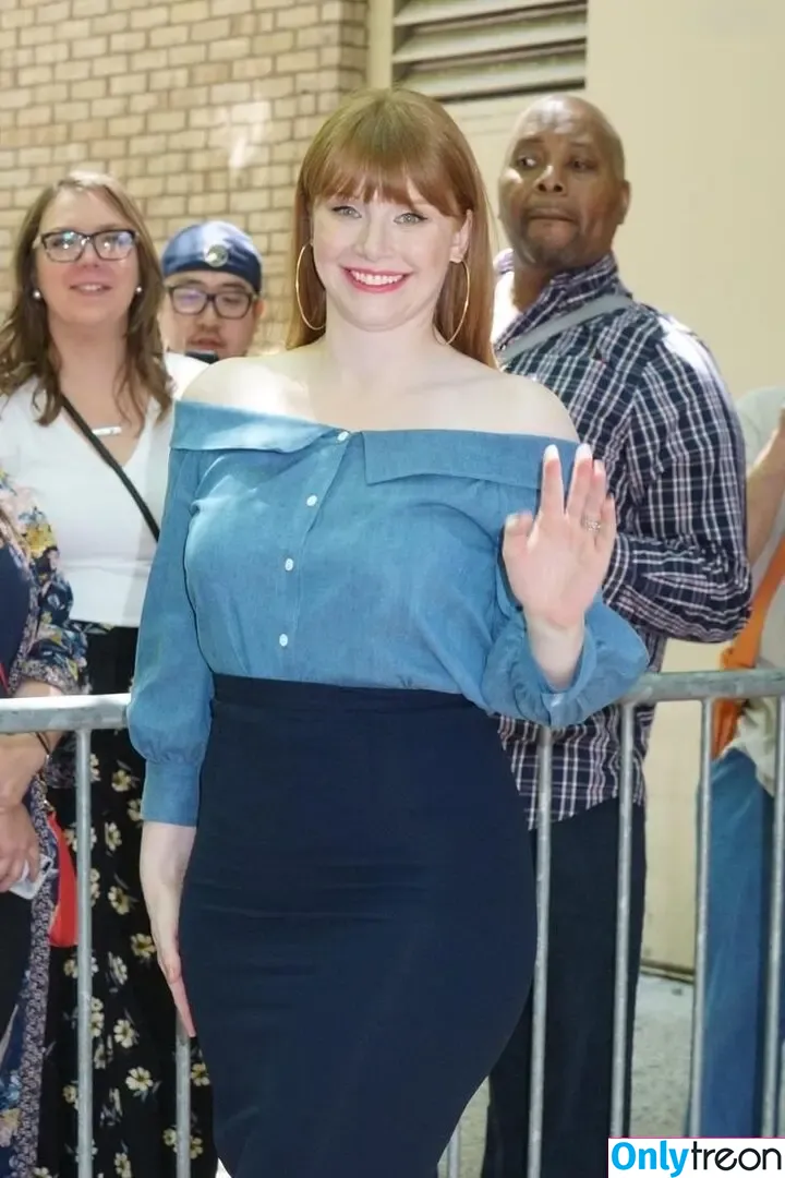 Bryce Dallas Howard nude photo #0677 (brycedhoward)