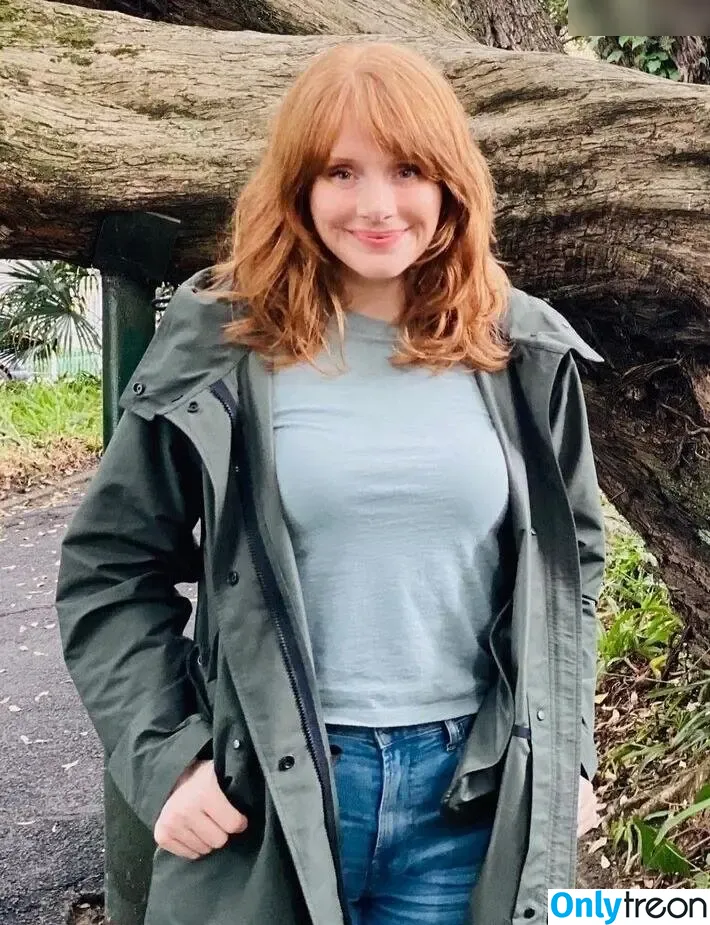Bryce Dallas Howard nude photo #0765 (brycedhoward)