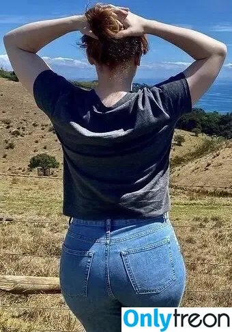 Bryce Dallas Howard nude photo #0781 (brycedhoward)