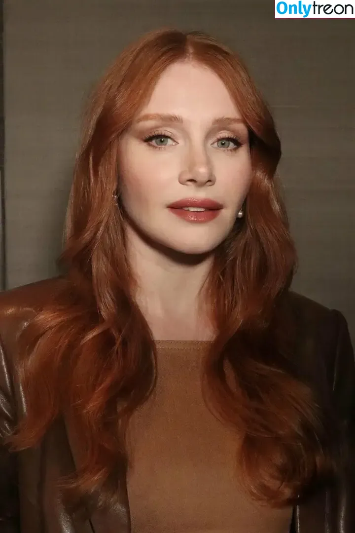 Bryce Dallas Howard nude photo #0860 (brycedhoward)