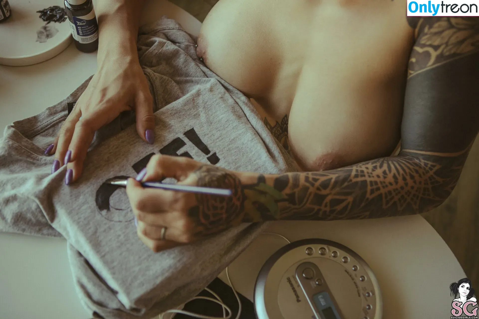 Brypunky nude photo #0038 (brylovescoffee)