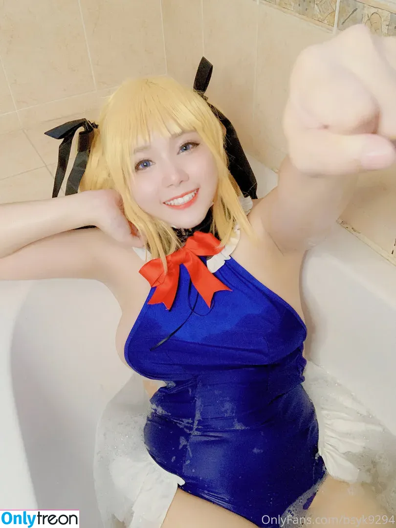 bsyk9294 nude photo #0062 (smilebibison / yuzuju_)
