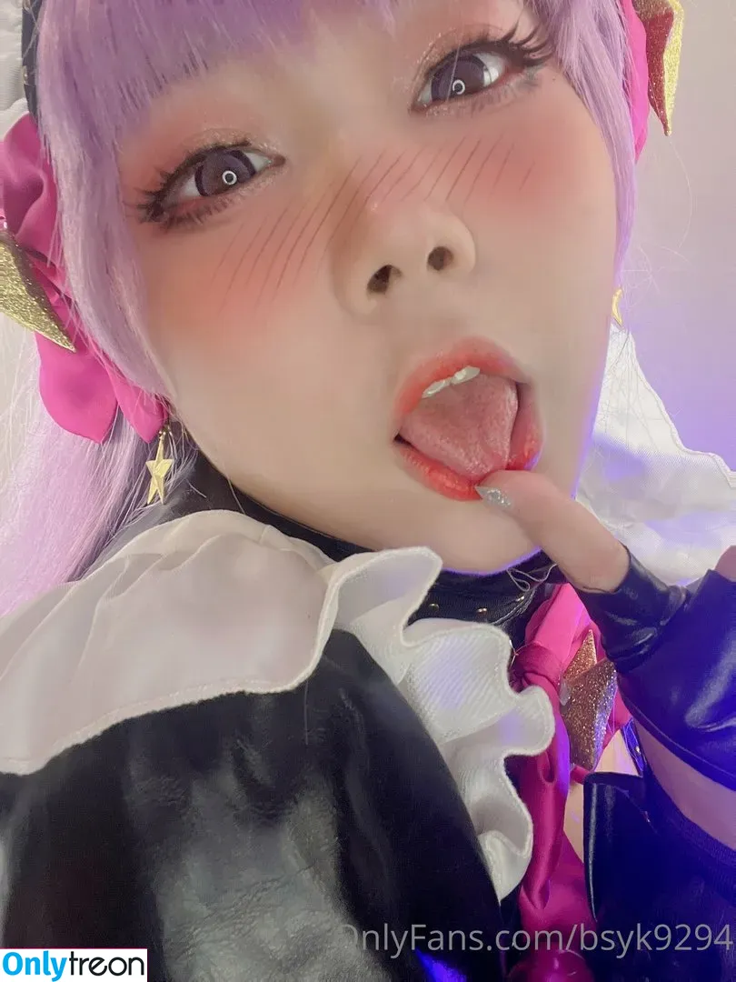 bsyk9294 nude photo #0149 (smilebibison / yuzuju_)