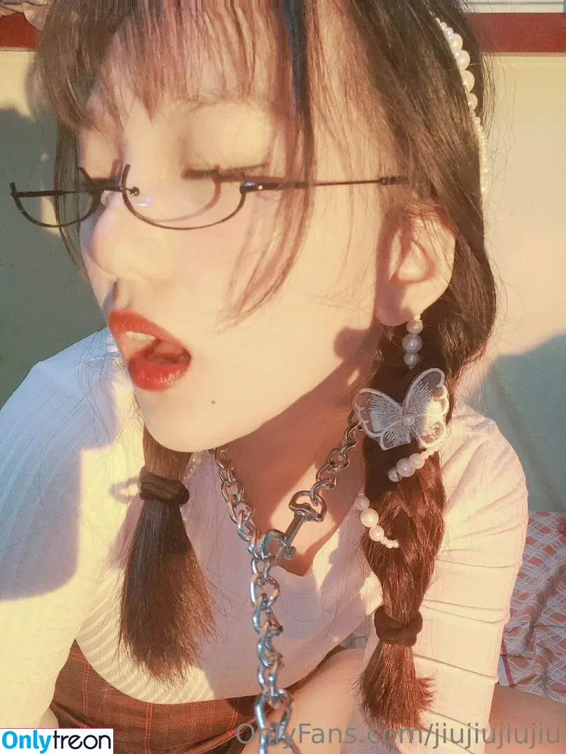 Bubble La nude photo #0023 (bubbleula / jiujiujiujiu)