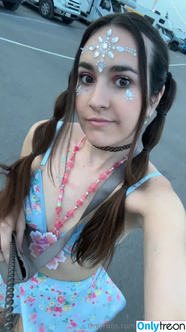 bumblebeebri nude photo #0194 (bumblebeebri1)
