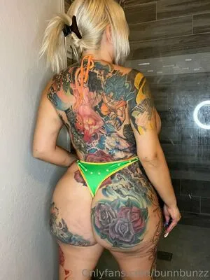  nude photo #0004