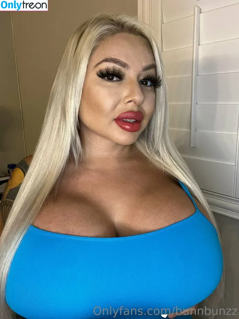 bunnbunzz nude photo #0021 (bunnbunzz)