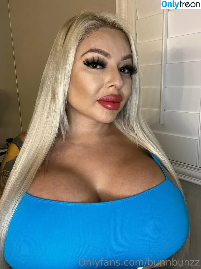 bunnbunzz nude photo #0022 (bunnbunzz)