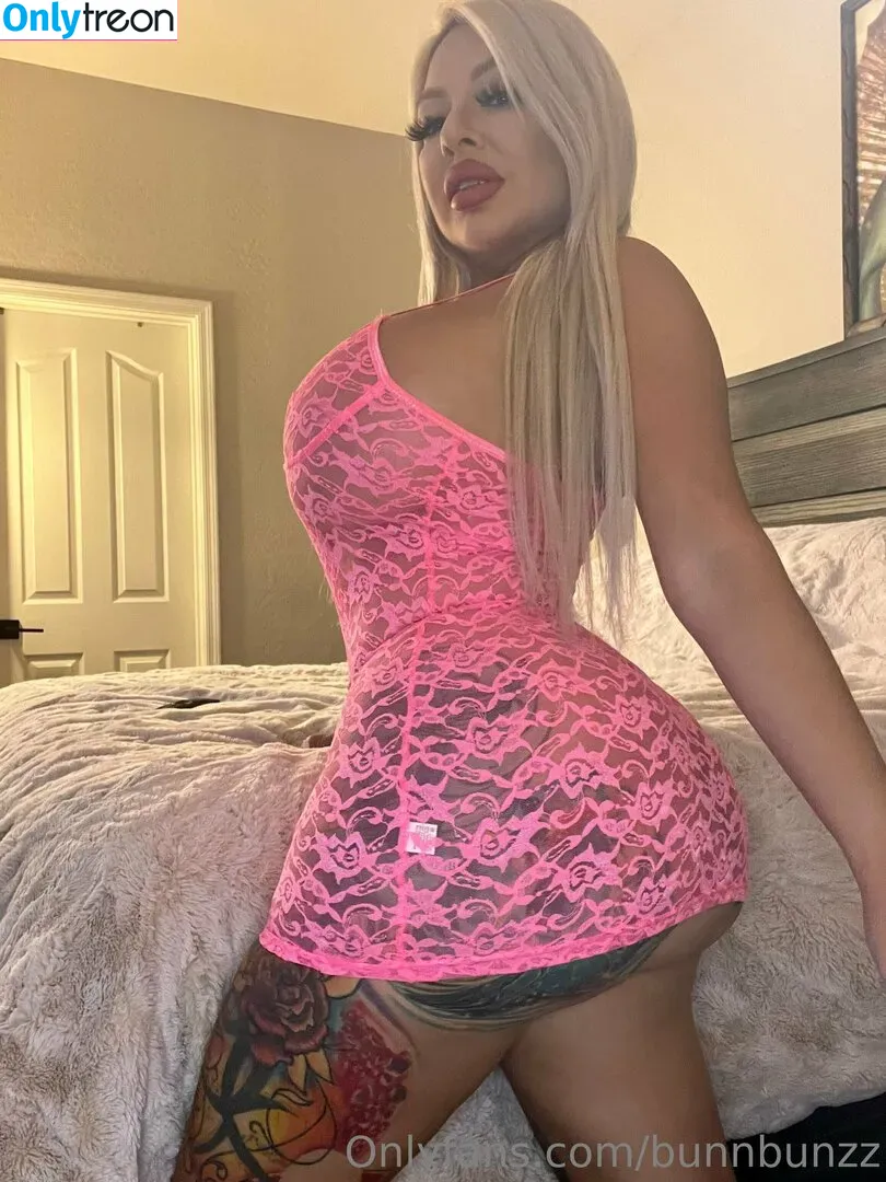 bunnbunzz nude photo #0225 (bunnbunzz)