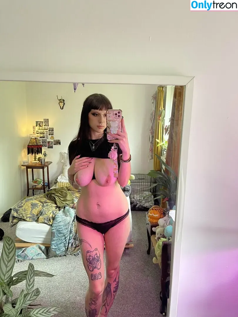 Bunni-xxx nude photo #0375 (bunnii_xo)