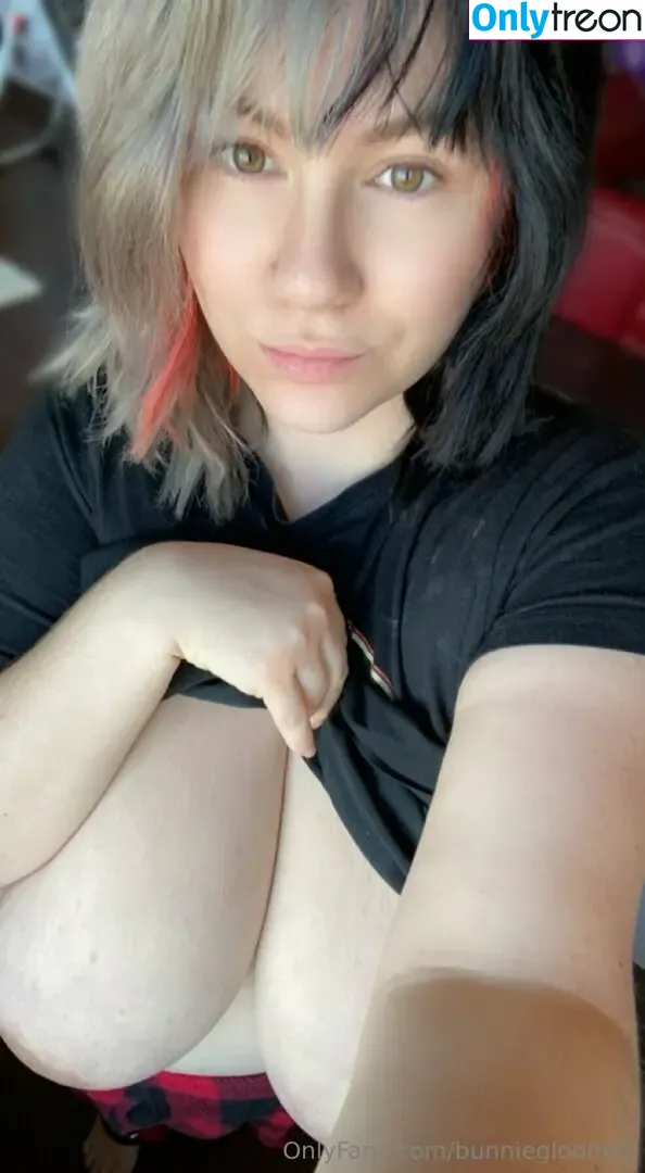 bunniegloomxx nude photo #0013 (xomgitsbunnie)